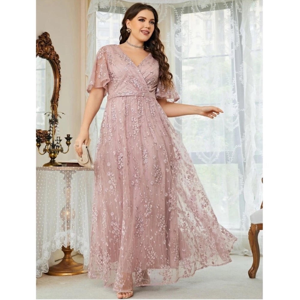 Elegant Floral Embroidery Gown